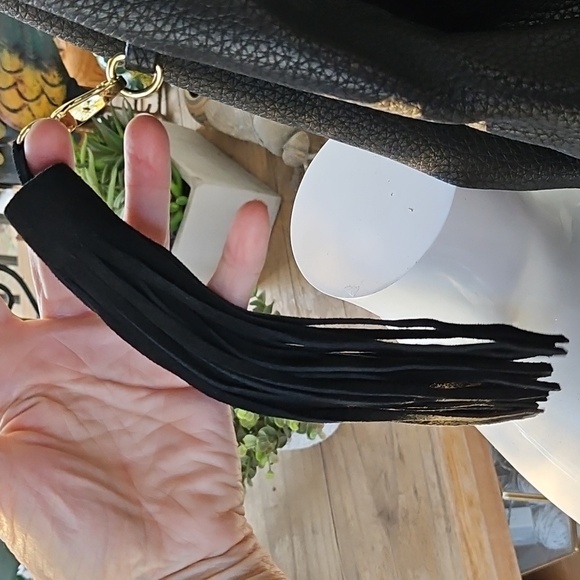 STEVE MADDEN Black Faux Leather Shoulder Large Hobo Shoulder Bag Tassel Charm - Picture 6 of 12